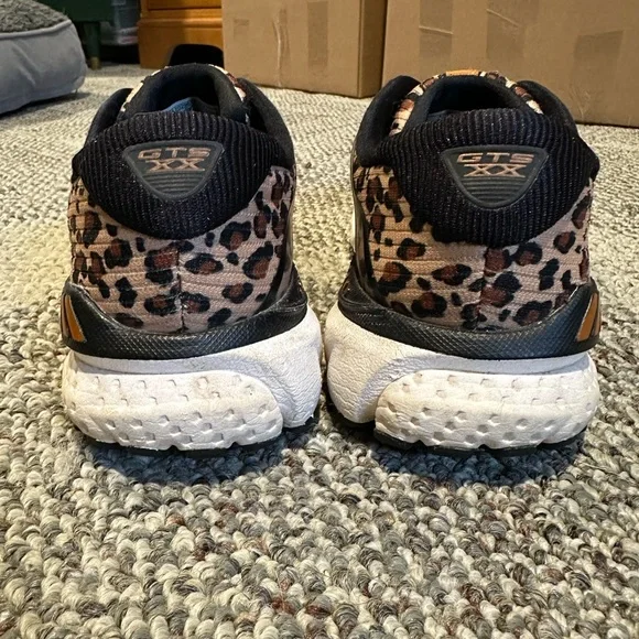 Brook’s Adrenaline 20 Run Wild - Picture 2 of 9